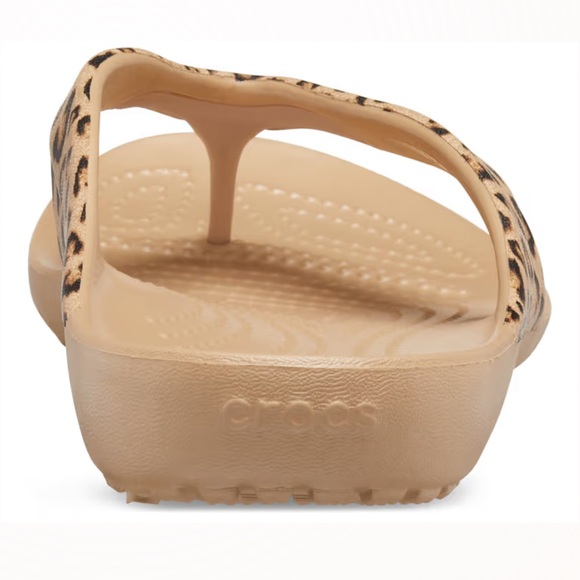 Crocs Women's Kadee II Leopard Flip Flop Sandals Sz 8 Tan Brown Comfort - Picture 4 of 8